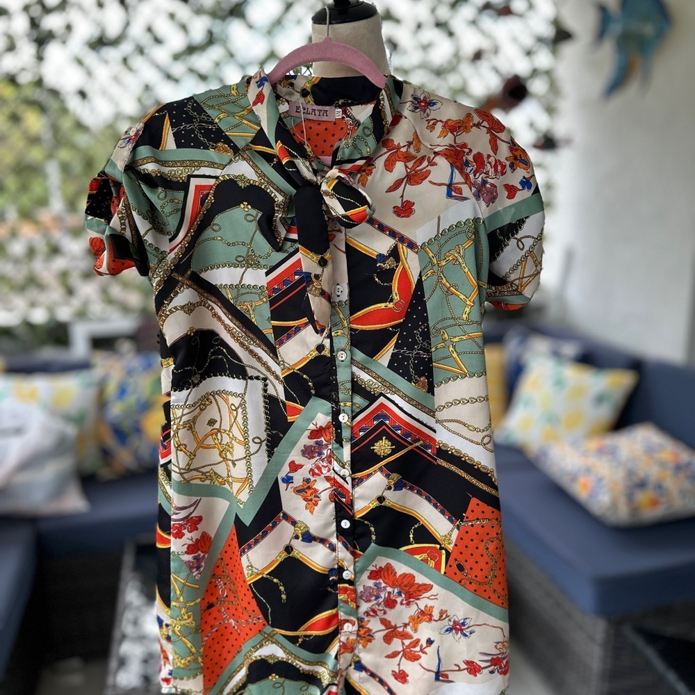 Eclata, Colorful Button-Up Shirt with Bow Detail
